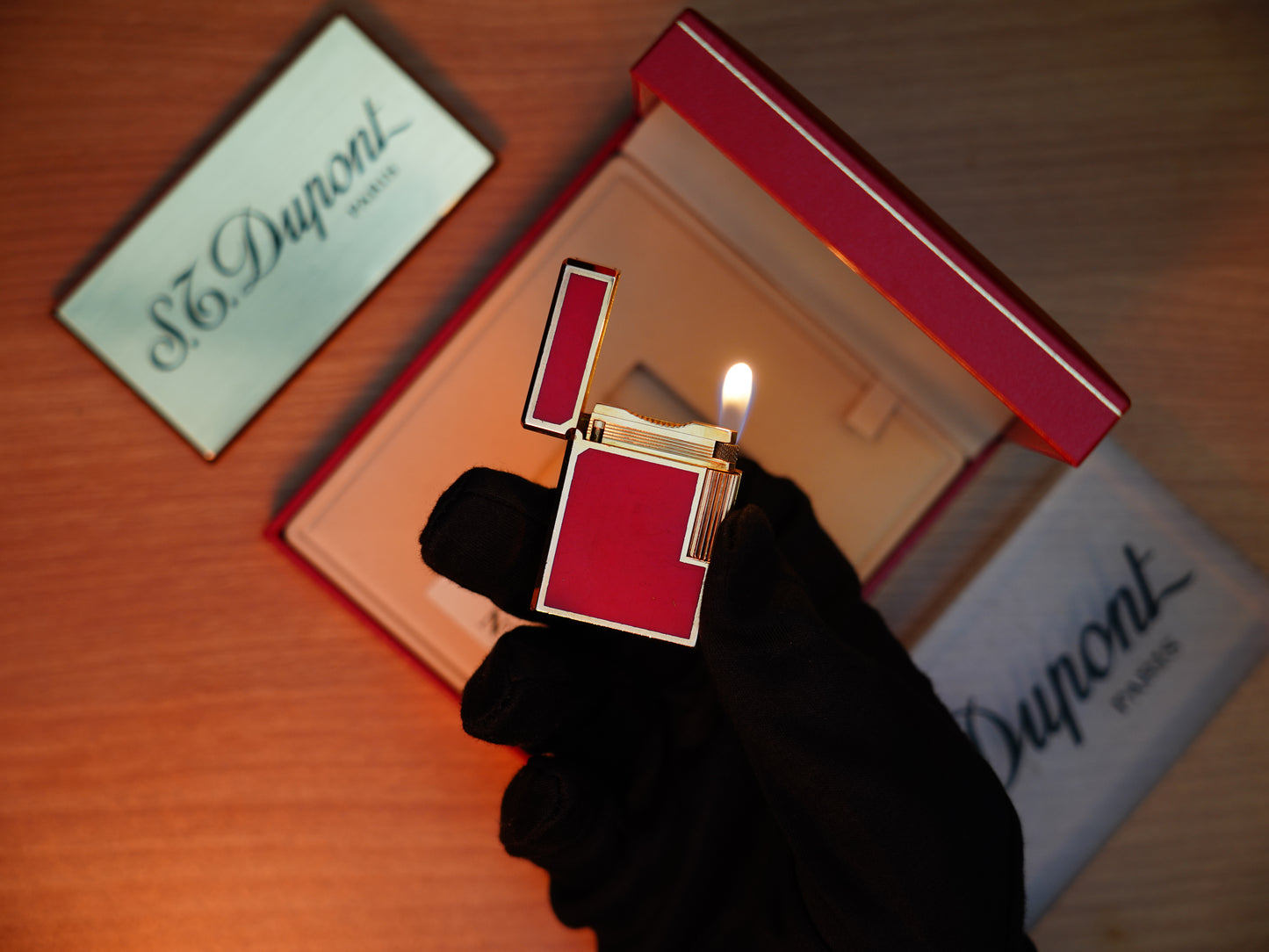 Vintage 1980 St Dupont Ligne 1 Heavy 24k Gold Finish and natural Red lacquer Small Size / with box and document