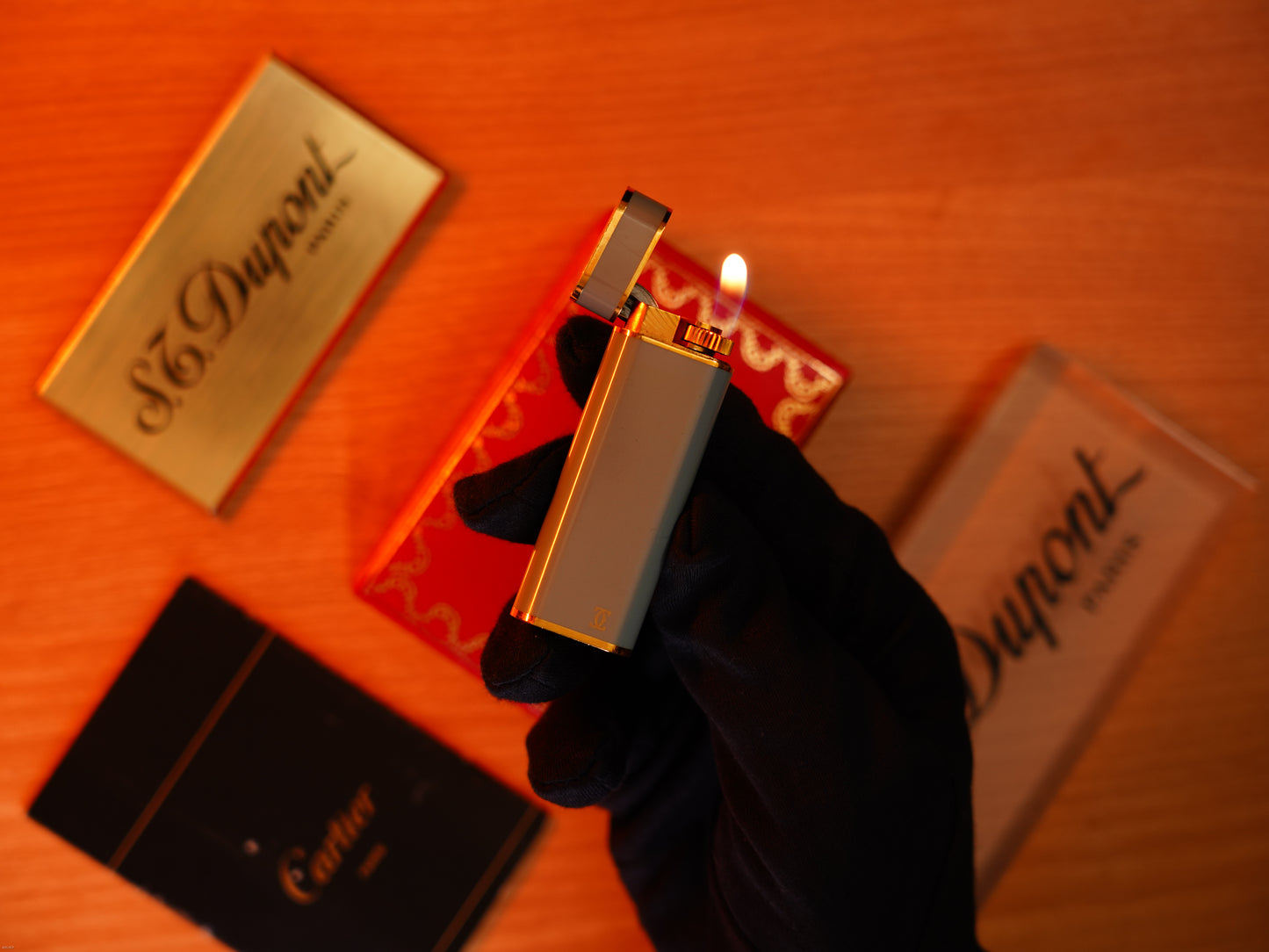 Vintage 1970 Cartier Lighter – Early Natural Lacquer, Light Gray