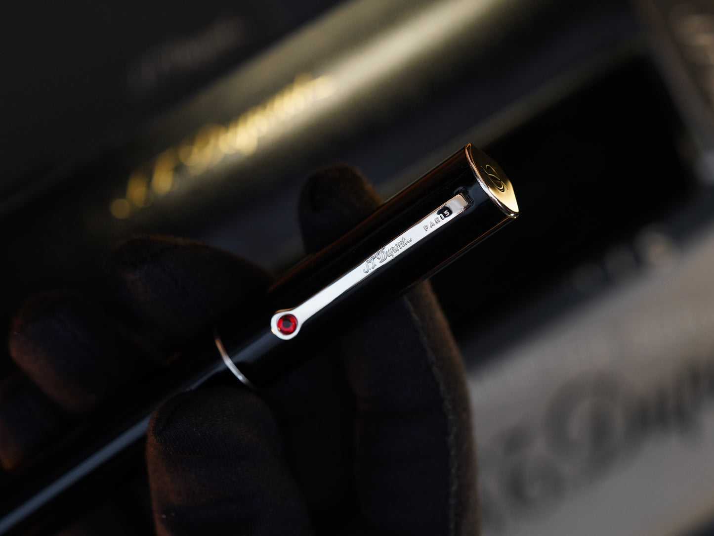 Vintage St Dupont Ruby Stone Luxury Natural Black Lacquer Fountain Pen