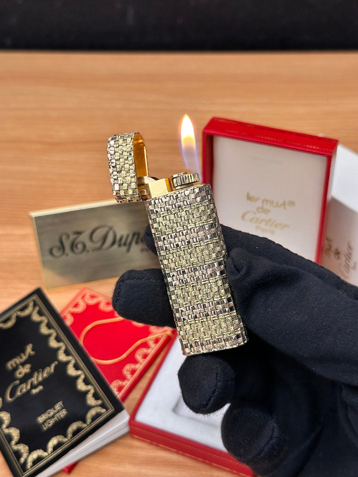 Vintage 1980 Solid 18k Cartier Gold Lighter with 750 hallmark / Full Set same as new with all documents