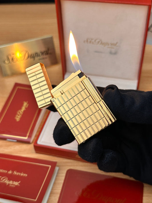 Vintage 1980 St Dupont rare Gatsby 24k Gold finish lines lighter \ full set box & all documents \ amazing condition \working perfect