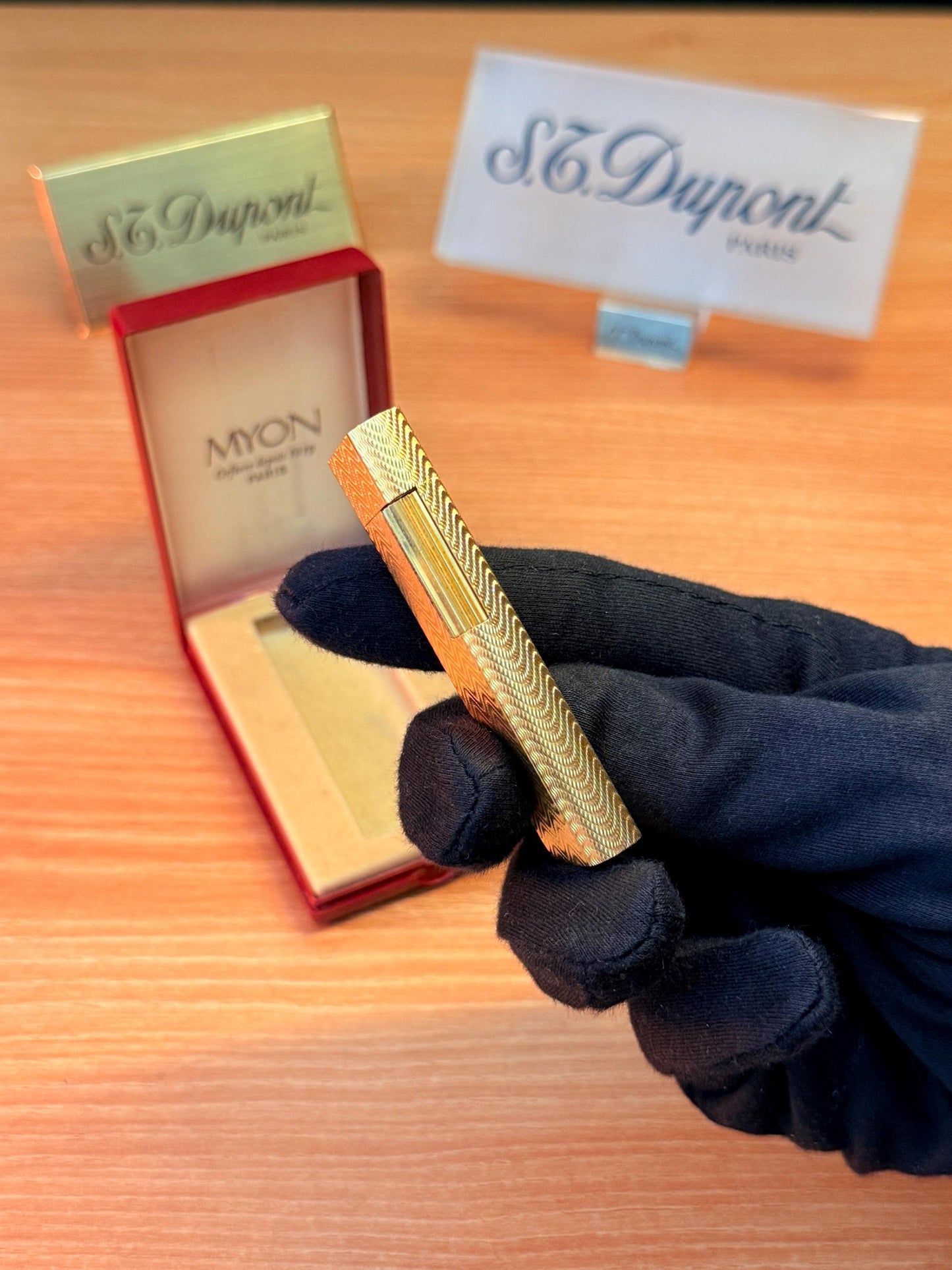 vintage 1970 Rare 24k Gold Finish Myon lighter Paris Made from 1919 with box and documents / working perfect in good condition with initial