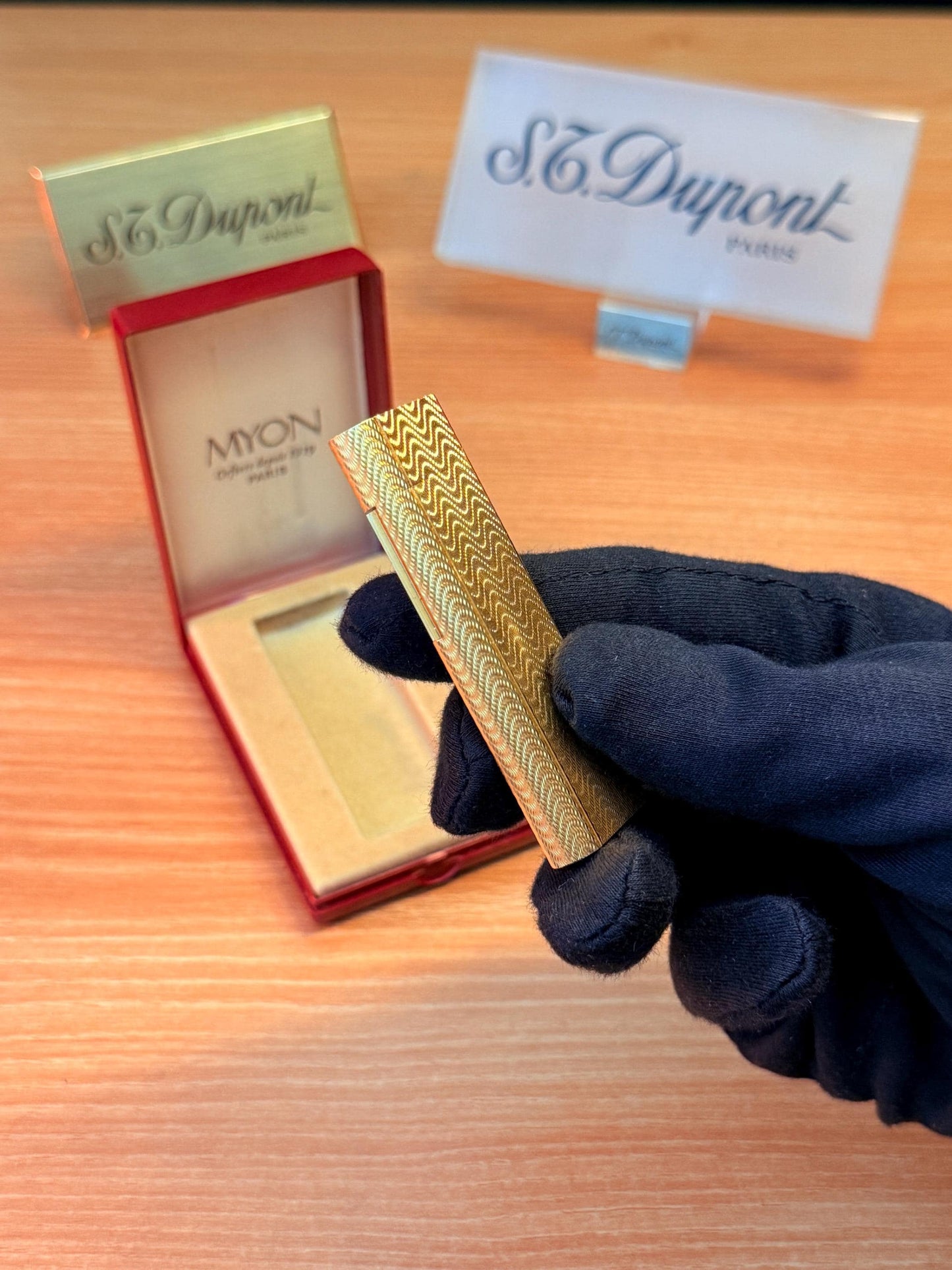 vintage 1970 Rare 24k Gold Finish Myon lighter Paris Made from 1919 with box and documents / working perfect in good condition with initial