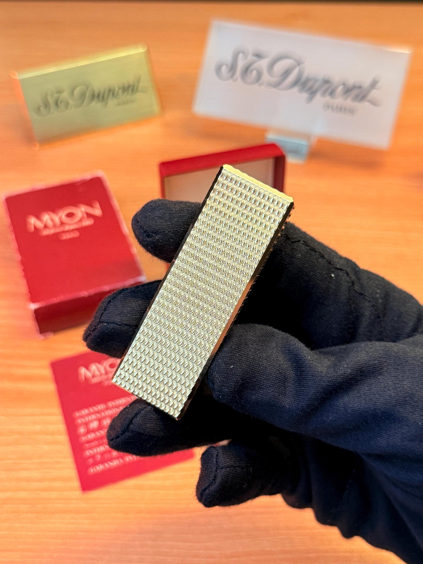 vintage 1970 Rare 24k Gold Finish Myon lighter Paris Made from 1919 with box and documents / working perfect in amazing condition