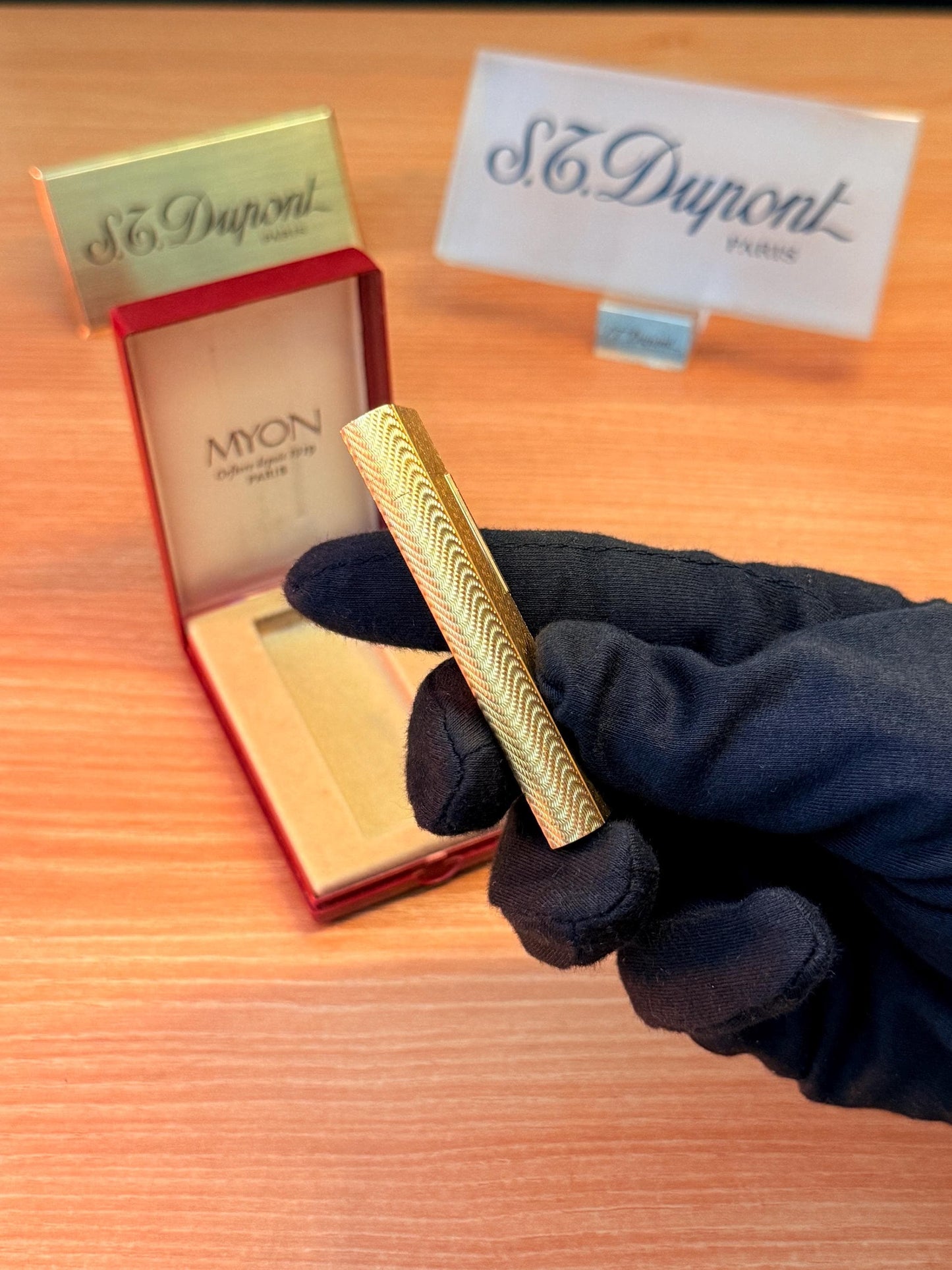 vintage 1970 Rare 24k Gold Finish Myon lighter Paris Made from 1919 with box and documents / working perfect in good condition with initial