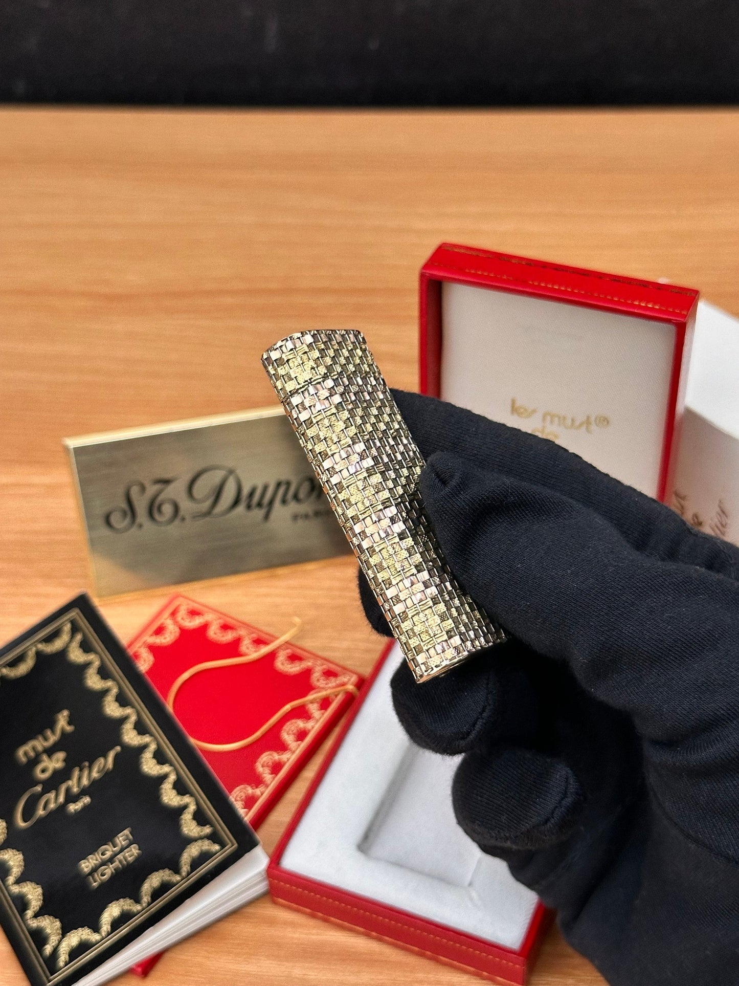 Vintage 1980 Solid 18k Cartier Gold Lighter with 750 hallmark / Full Set same as new with all documents