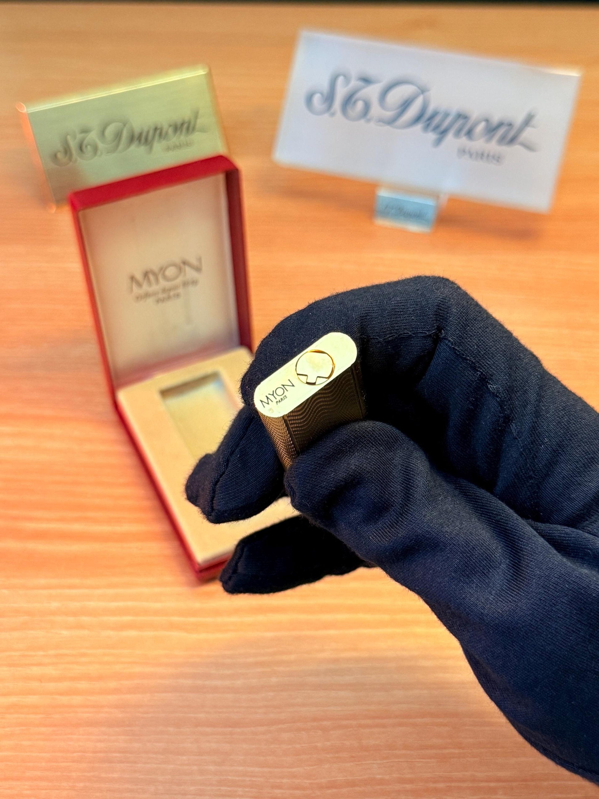 vintage 1970 Rare 24k Gold Finish Myon lighter Paris Made from 1919 with box and documents / working perfect in good condition with initial