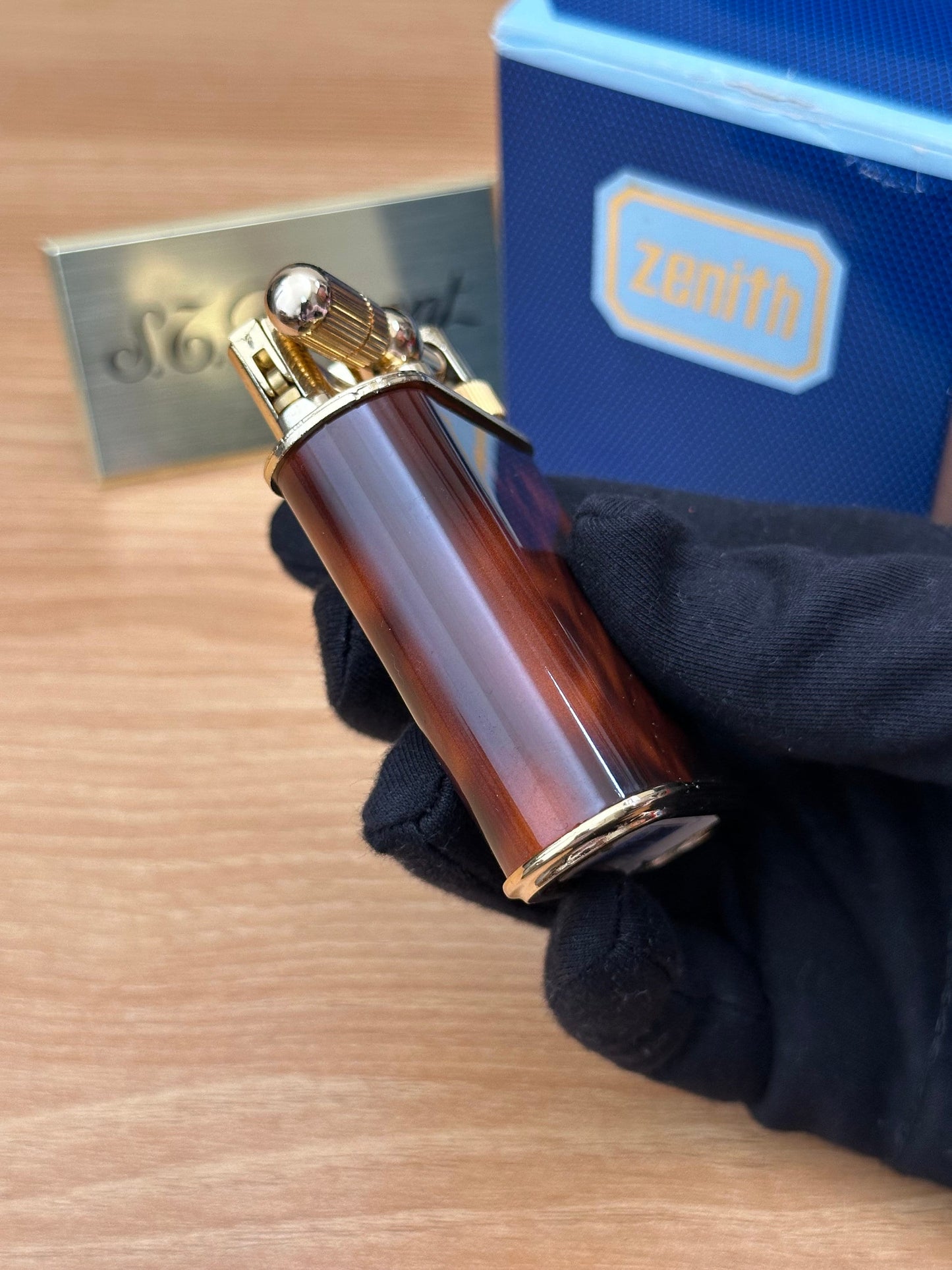 Vintage 1980 Zenith High quality Table lighter Gold plated & Tortoiseshell lacquer \ Heavy lighter in hand \ never used