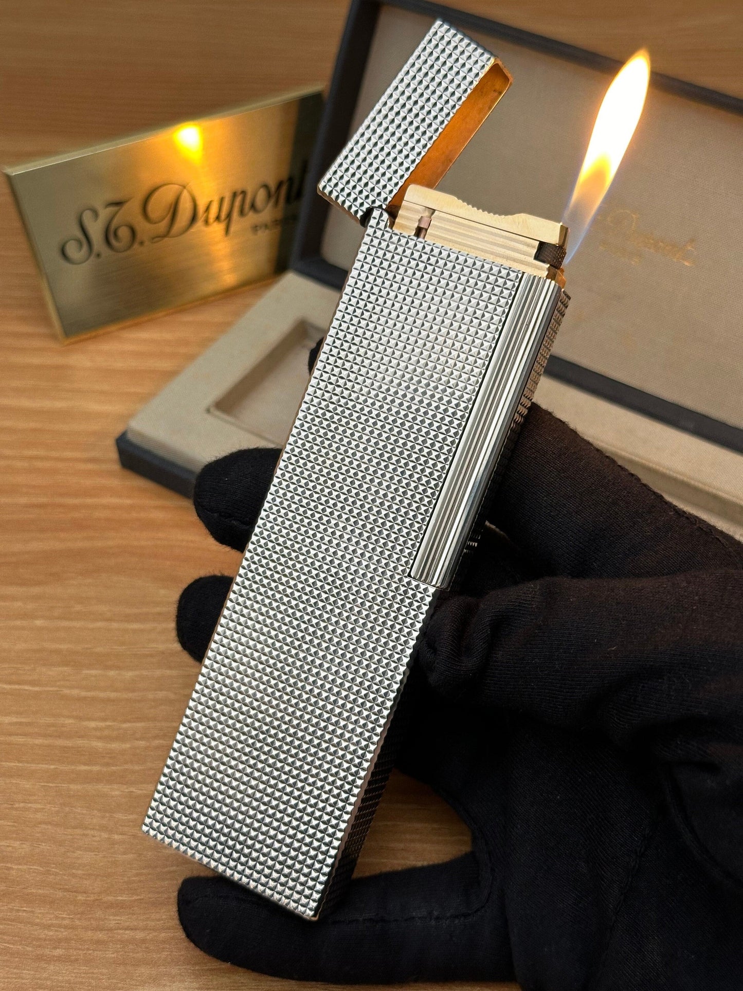 Vintage 1970 St Dupont ligne 1 early version Silver Finish Diamond Head Table Lighter