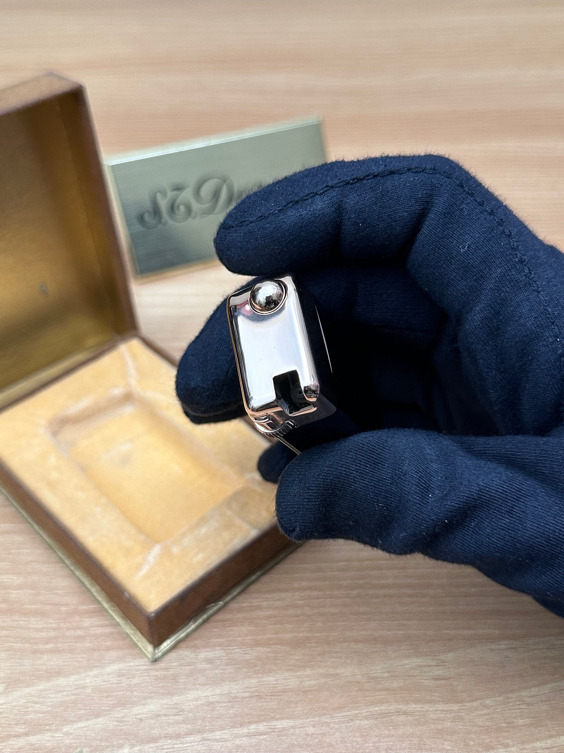 Vintage 1950 Myon rose gold plated with Black lacquer never use / extremely rare with box / working perfect