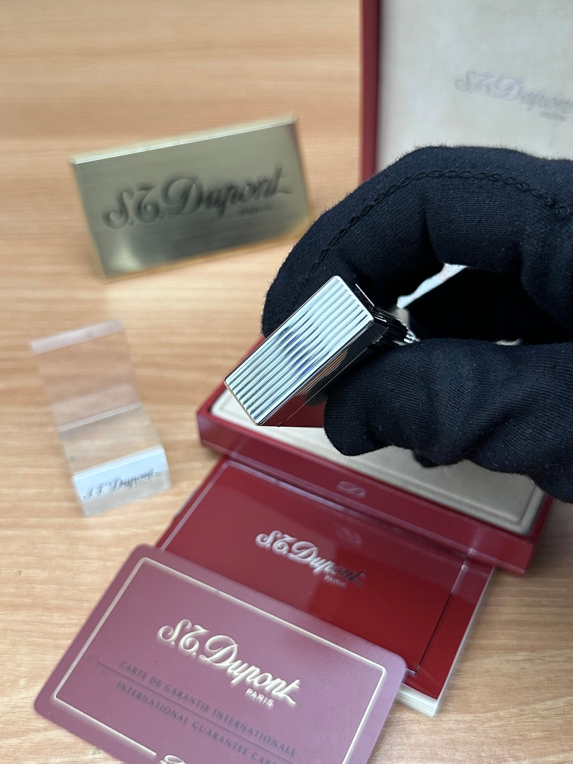 Vintage 1990 St dupont line 1 Heavy Silver Plated working perfect Rare pipe flame / full set with box and documents / pre-owned with initial