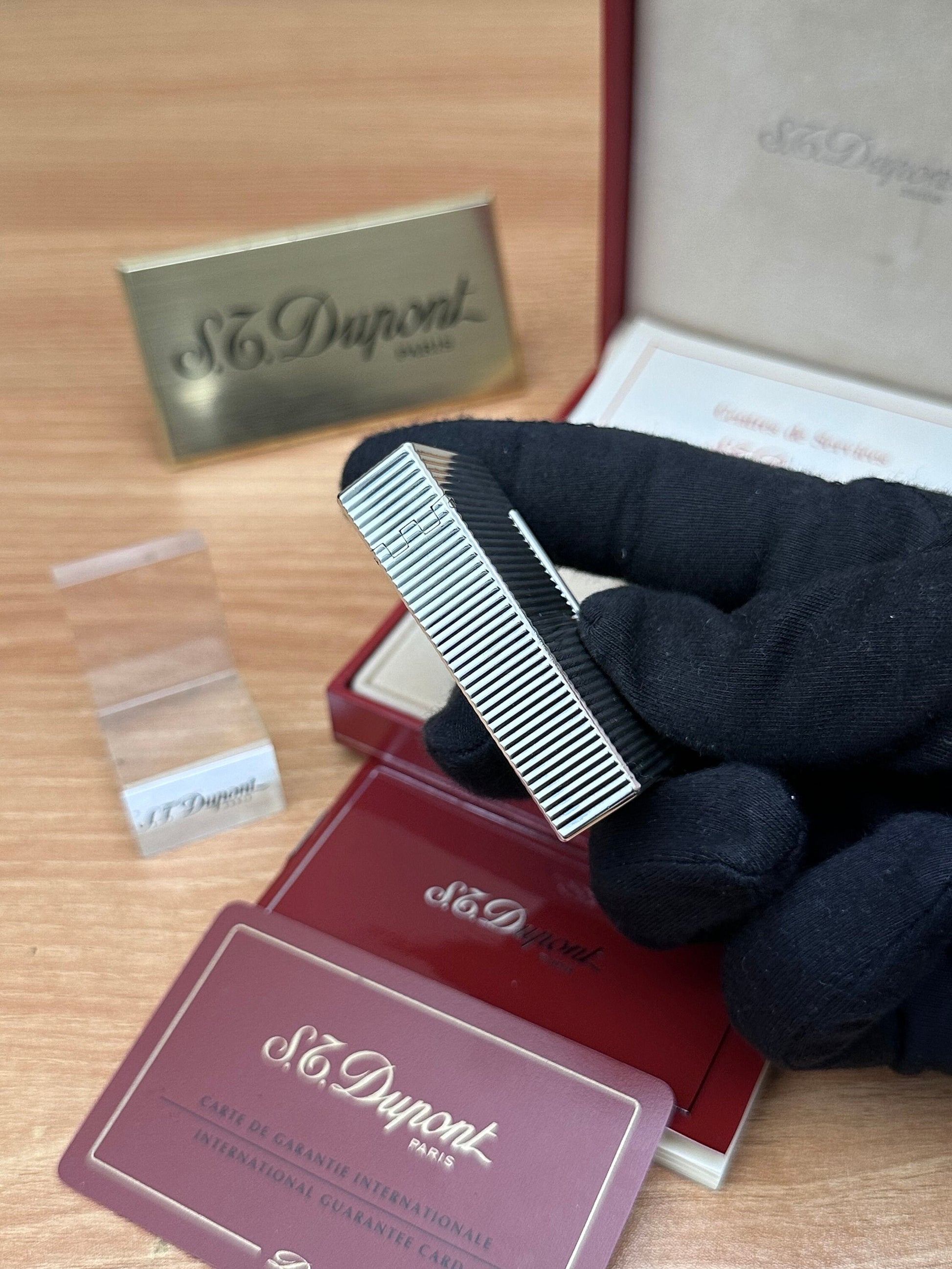 Vintage 1990 St dupont line 1 Heavy Silver Plated working perfect Rare pipe flame / full set with box and documents / pre-owned with initial