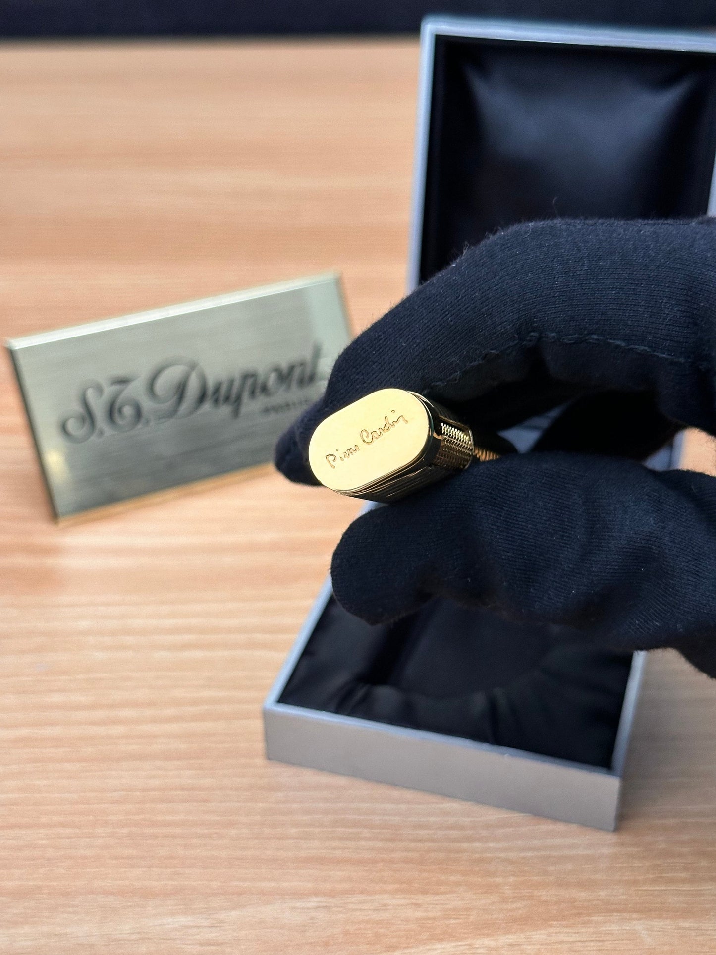 Vintage 1970 pierre cardin Luxury Solid 18k Gold Body with 750 Hallmark \ working perfect collector item \ used in good condition