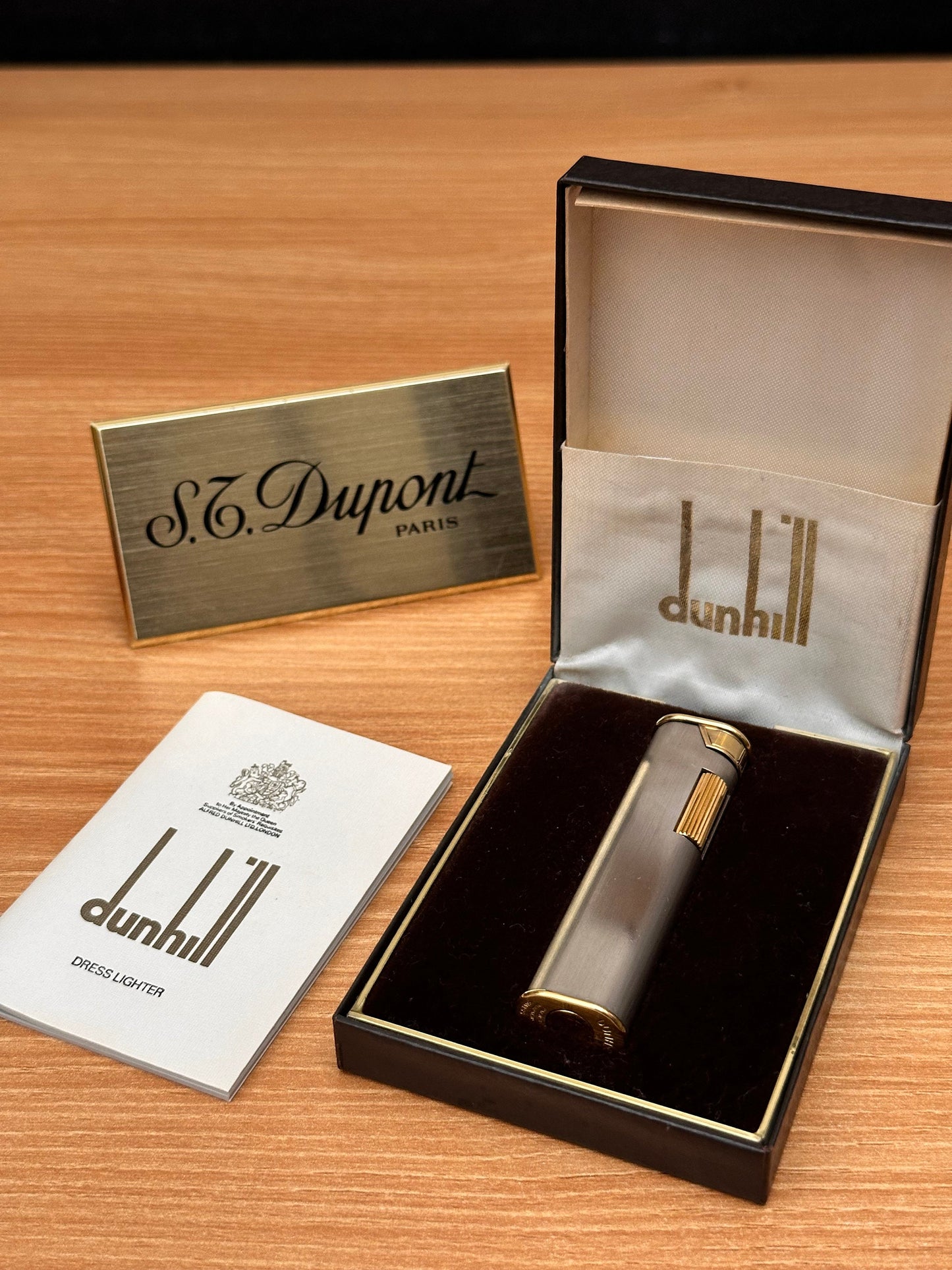 Vintage 1970 Dunhill Dress palladium and Gold finish \ with box and document \ amazing condition \ working perfect