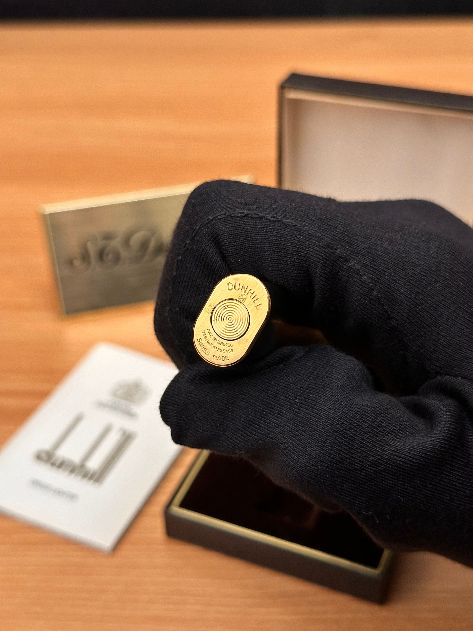 Vintage 1970 Dunhill Dress palladium and Gold finish \ with box and document \ amazing condition \ working perfect