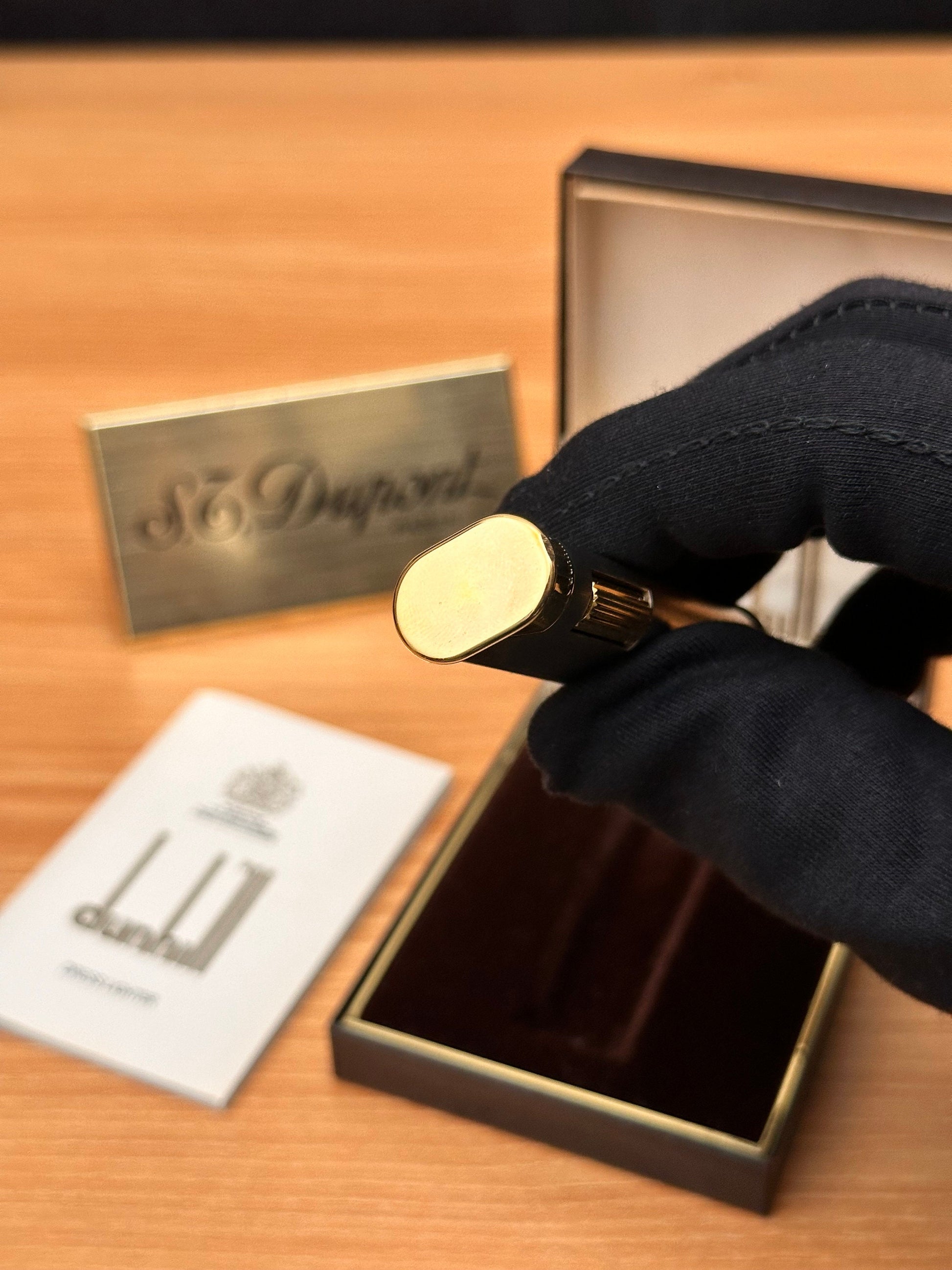 Vintage 1970 Dunhill Dress palladium and Gold finish \ with box and document \ amazing condition \ working perfect