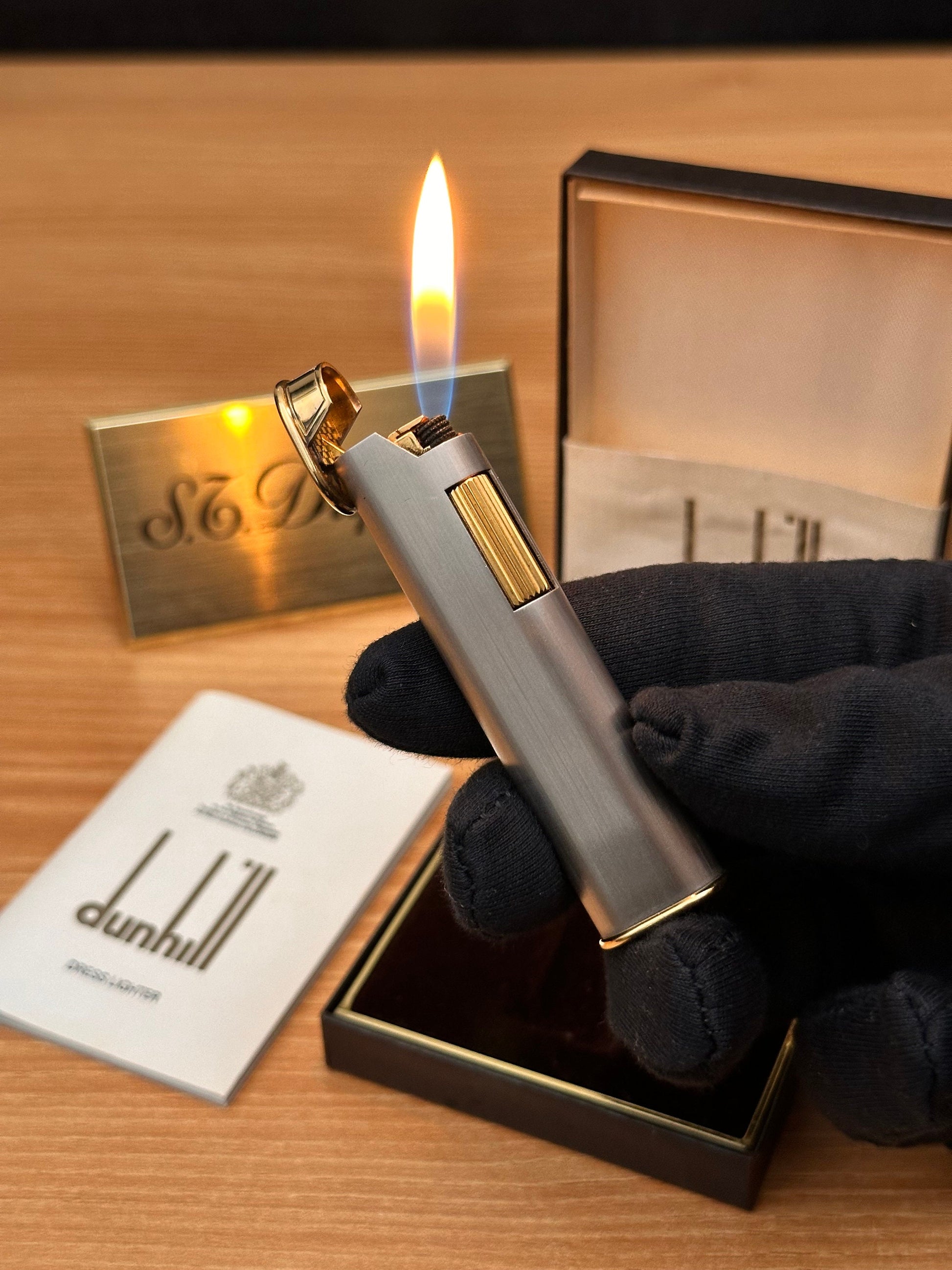 Vintage 1970 Dunhill Dress palladium and Gold finish \ with box and document \ amazing condition \ working perfect
