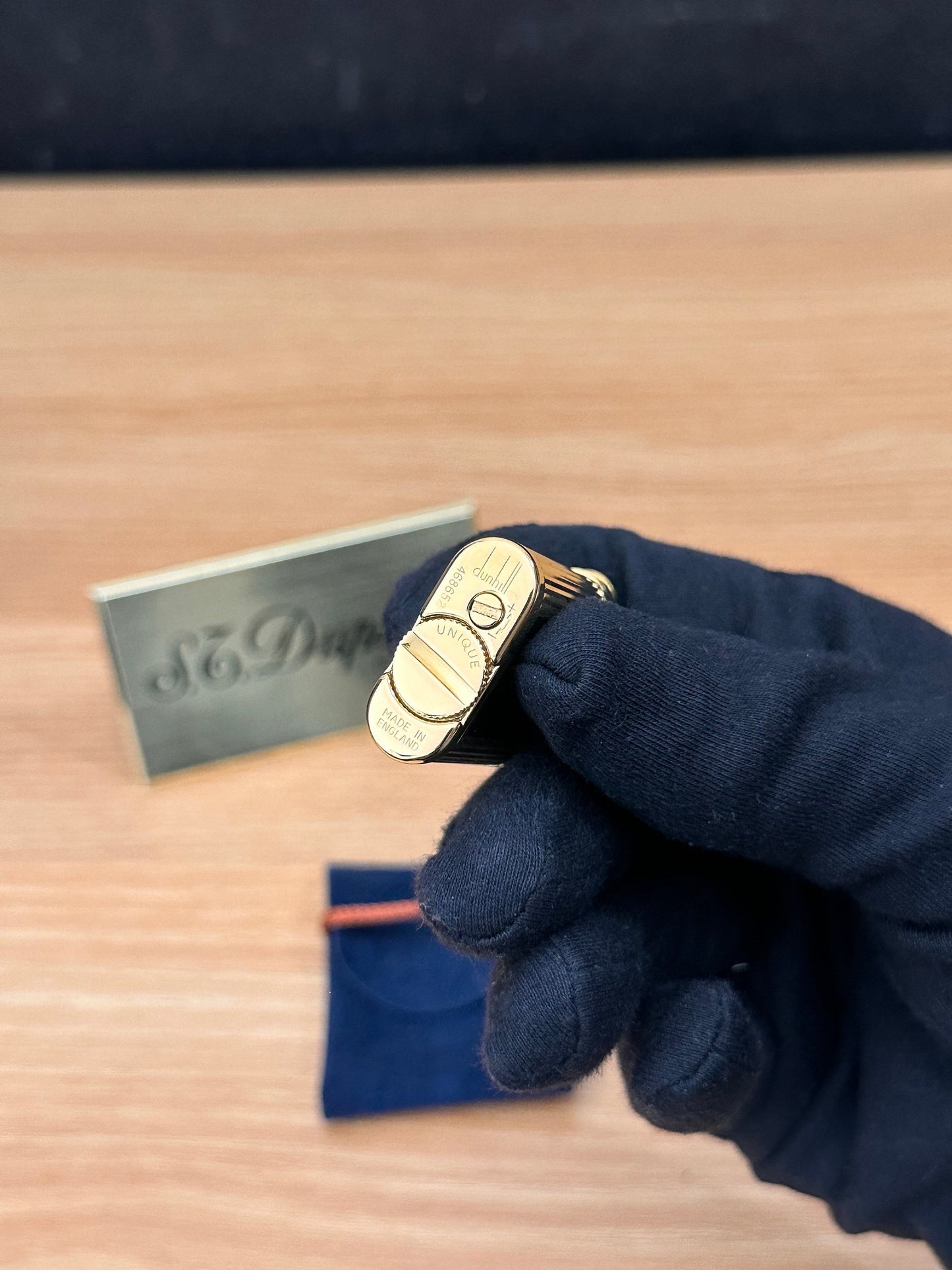 vintage 1980 Rare Dunhill Unique mini Heavy gold finish black lacquer \ good condition \ working perfect